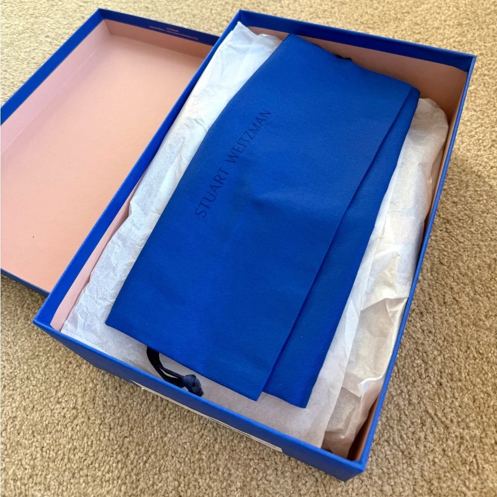 Stuart Weitzman •nwt excellent